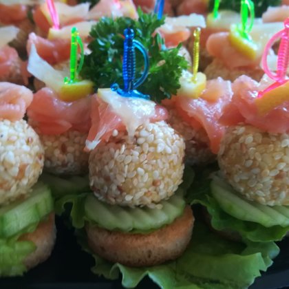 Siera bumbiņa ar lasi