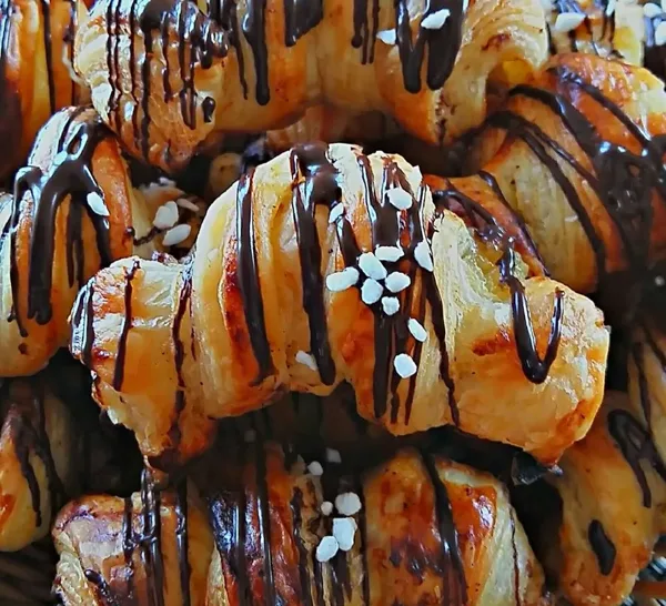 Radziņi ar banānu un šokolādi